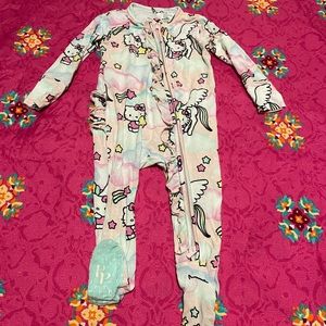 Posh peanut Hello kitty unicorn footie
Size 6-9